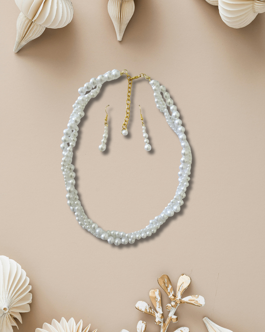 White Pearl Twisted Choker Set